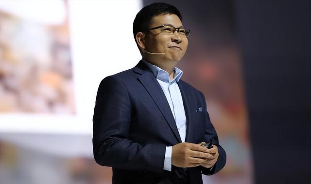 《抖音》遥遥领先到底是什么梗？